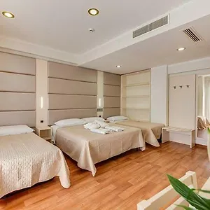 hotel-savoia.emilia-romagnahotels.net/